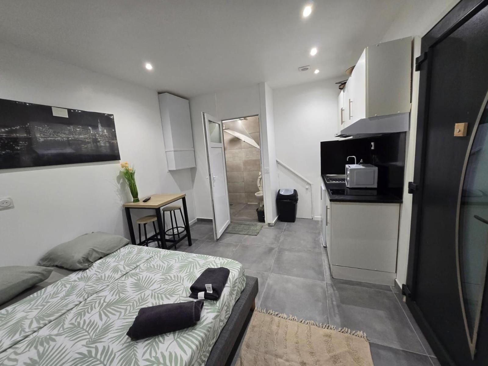 2 Cosy Wifi A Apartment