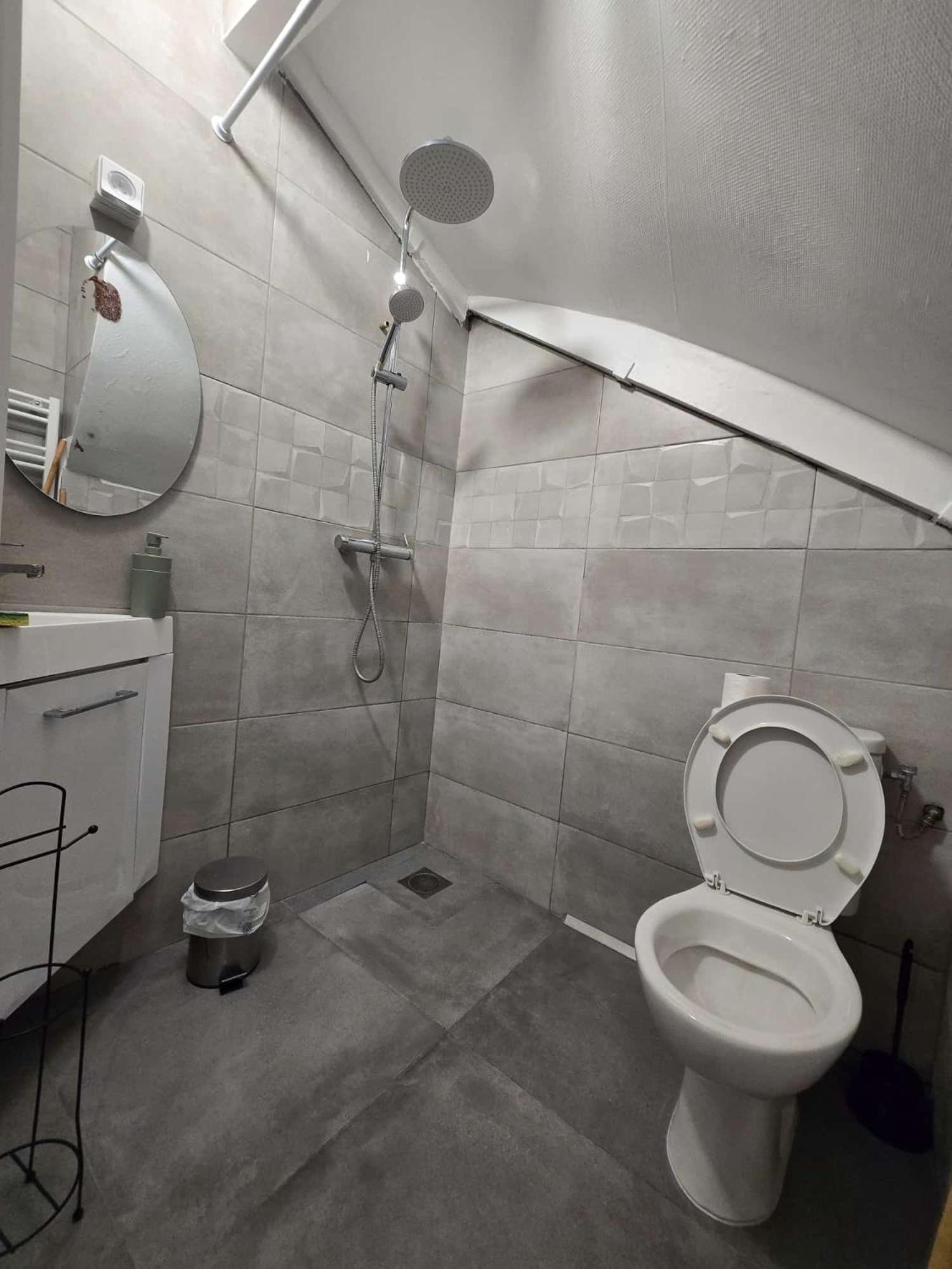 2 Cosy Wifi A Apartment